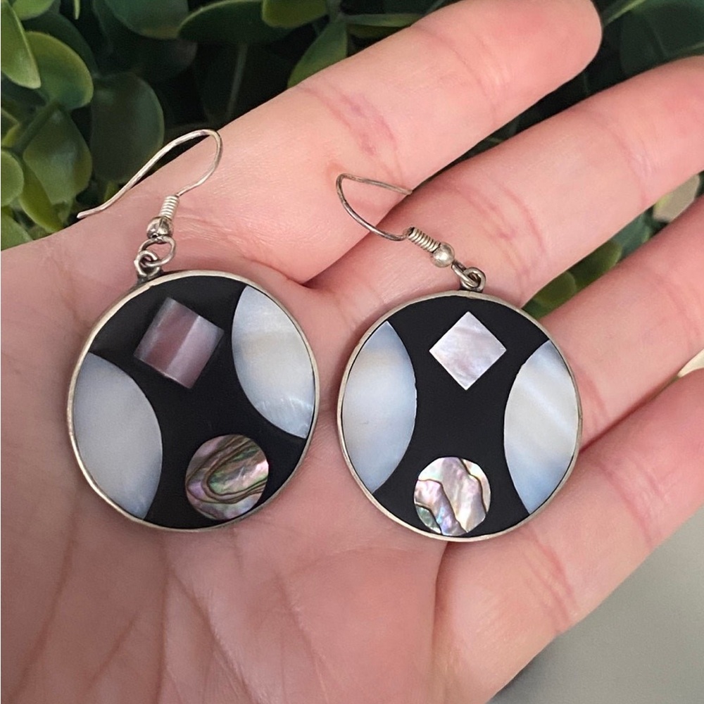 Vintage ENAMEL ABALONE SHELL DANGLE EARRINGS ALPACA MEXICO SILVER